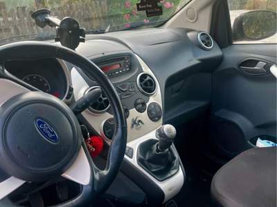 Ford Ka Tenuta da una ragazza vendo per cambio auto familiare usata Foglizzo
