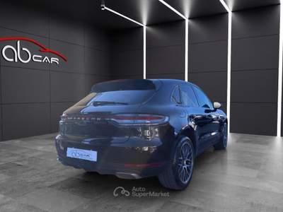 Porsche Macan 2.0 PDK Nero usata Casagiove