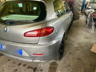 Alfa Romeo 147 1.6 16V TS (105) 3 porte Distinctive Grigio usata Asigliano Veneto