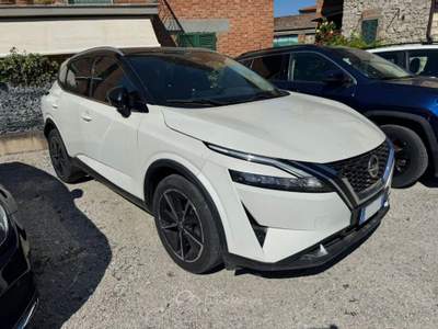 Nissan Qashqai MHEV 158 CV Xtronic 4WD Tekna+ Bianco usata Arezzo