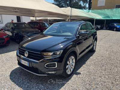 Volkswagen T-Roc 1.5 TSI ACT Style BlueMotion Technology Nero usata Castiglione Olona