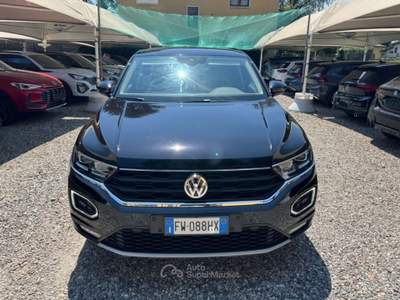 Volkswagen T-Roc 1.5 TSI ACT Style BlueMotion Technology Nero usata Castiglione Olona