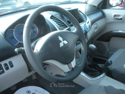 Mitsubishi L200 intense Grigio usata Frosinone