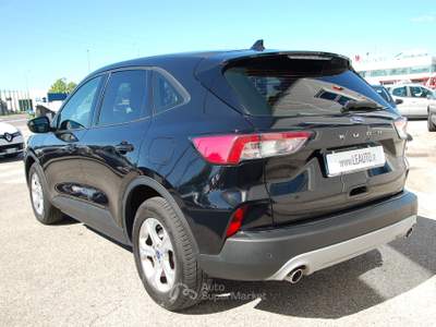 Ford Kuga FORD KUGA 1.5 Ecoblue Connect 2WD 120cv Nero usata Pordenone