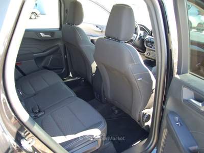 Ford Kuga FORD KUGA 1.5 Ecoblue Connect 2WD 120cv Nero usata Pordenone