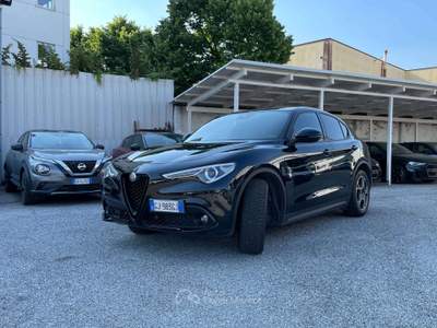 Alfa Romeo Stelvio 2.2 TDI Sprint RWD 160CV AT8 Nero usata TORINO
