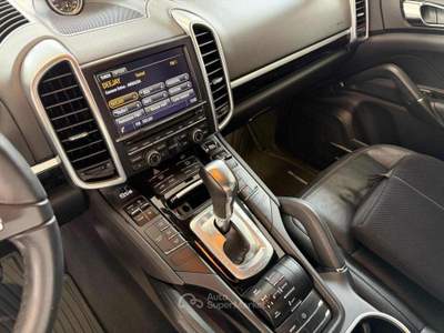 Porsche Cayenne 3.0 Diesel Marrone usata Spoltore