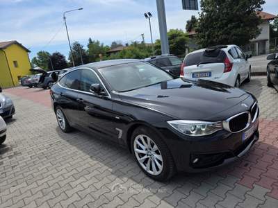 BMW Serie 3 320d 320 320d xDrive Modern perfetta e garantita 12M Nero usata Gemona del Friuli