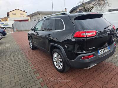 Jeep Cherokee 2.2D 200cv strafull 4WD automatic Nero usata Gemona del Friuli