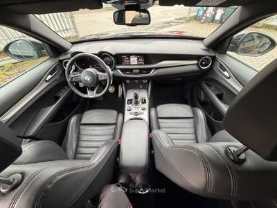 Alfa Romeo Stelvio AT8 Q4 Veloce Nero usata Mercato Saraceno