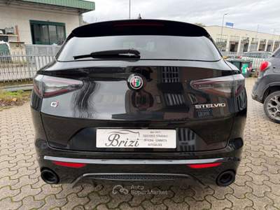 Alfa Romeo Stelvio AT8 Q4 Veloce Nero usata Mercato Saraceno