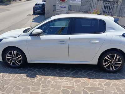 Peugeot 208 Stop&Start 5 porte Allure Bianco usata Torre Annunziata