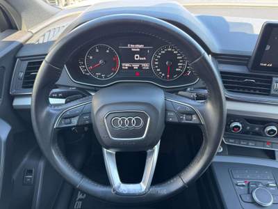 Audi Q5 Q5 II 2017 40 2.0 tdi Design Sport quattro 190cv s-tronic Bianco usata Pomezia