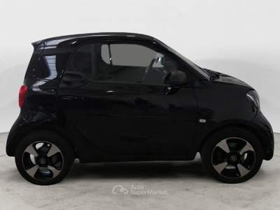 Smart ForFour EQ 60kW passion FINO A 3 ANNI DI GARANZIA KM ILLIMITATI  POSSIBILITA' DI 3 ANNI DI MANUTENZIONE ORDINARIA Nero usata Salerno