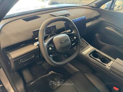 Omoda 7 1.5 SHS-P plug-in Hybrid Premium Argento usata Monza