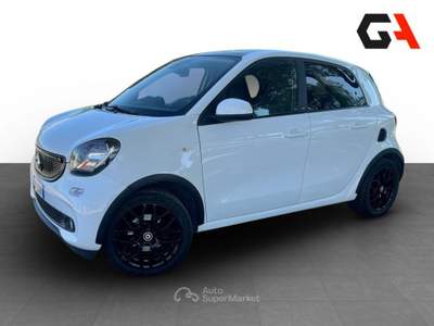 Smart ForFour 70 1.0 52kW prime Nero usata Ercolano