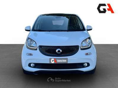 Smart ForFour 70 1.0 52kW prime Nero usata Ercolano