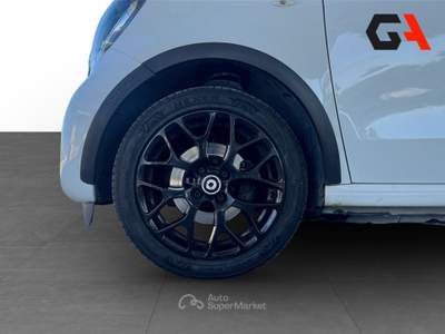 Smart ForFour 70 1.0 52kW prime Nero usata Ercolano