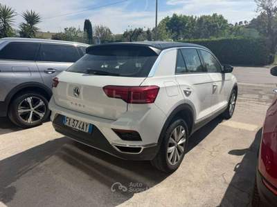 Volkswagen T-Roc 1.6 TDI SCR Style BlueMotion Technology Bianco usata Senigallia