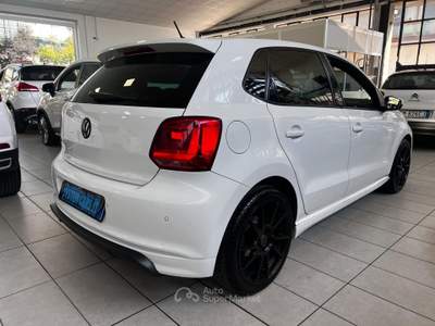 Volkswagen Polo 1.4 TDI 90cv R-LINE BlueMotion DSG SPORT Technology - OK NEOPATENTATI - NON RICONDIZIONATA Bianco usata Meda