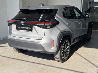 Toyota Yaris Cross 1.5H (116 CV) E-CVT Lounge AWD-I Argento usata Gardolo