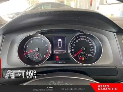 Volkswagen Golf Golf 1.2 tsi Trendline 85cv 5p Bianco usata Marano di Napoli