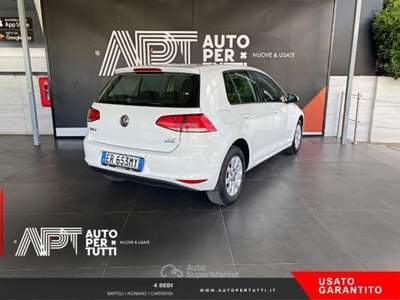 Volkswagen Golf Golf 1.2 tsi Trendline 85cv 5p Bianco usata Marano di Napoli