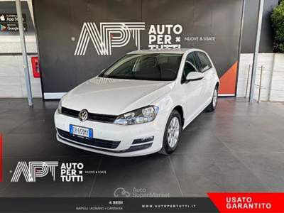 Volkswagen Golf Golf 1.2 tsi Trendline 85cv 5p Bianco usata Marano di Napoli