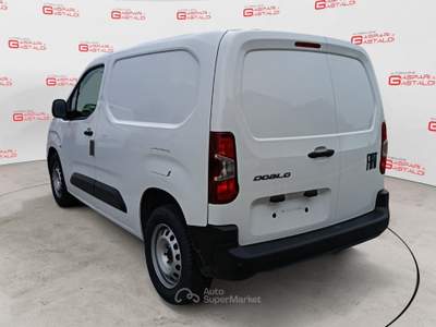 Fiat Doblò Doblò 1.5 BlueHdi 100CV PC-TN Van 2 POSTI Bianco usata Villaga