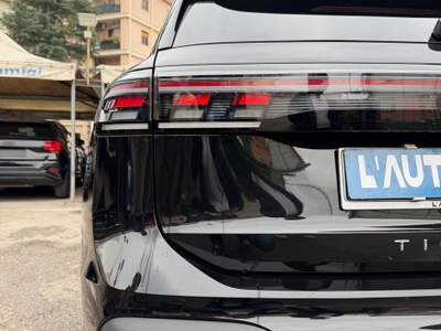 Volkswagen Tiguan 2.0 TDI 142KW SCR R-Line DSG 4MOTION Nero usata Nocera Inferiore