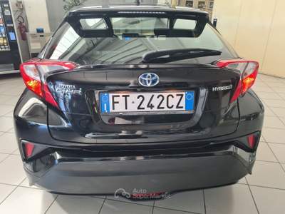 Toyota C-HR 1.8h E-CVT Business 2wd Nero usata Parma
