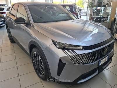 Peugeot 3008 Hybrid 145 Allure e-DCS 6 Grigio usata Parma