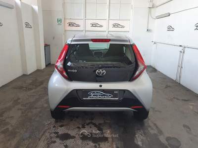 Toyota Aygo 1.0 VVT-i 72 CV 5 porte x-play TUA DA 102,00 MESE Grigio usata San Giuseppe Vesuviano