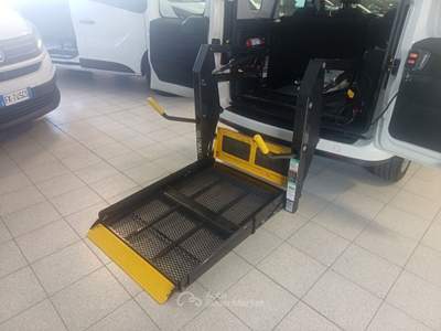 Fiat Doblò MAXI XL 1.6 Mjet 120cv Euro 6 Traporto Disabili Bianco usata Villaga