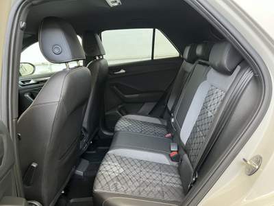 Volkswagen T-Roc T-Roc 1.5 tsi R-Line dsg TUA DA 289,00  AL MESE Beige usata San Giuseppe Vesuviano
