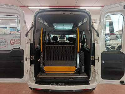 Fiat Doblò Doblo 1.6 MJT 120CV XL Trasporto Disabili Bianco usata Villaga
