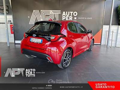 Toyota Yaris Yaris 1.5h Trend Rosso usata Napoli