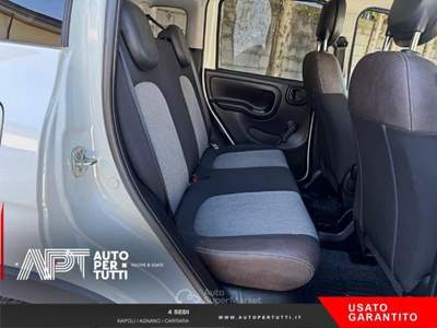 Fiat Panda Panda 1.2 City Cross s&s 69cv my19 Bianco usata Carrara