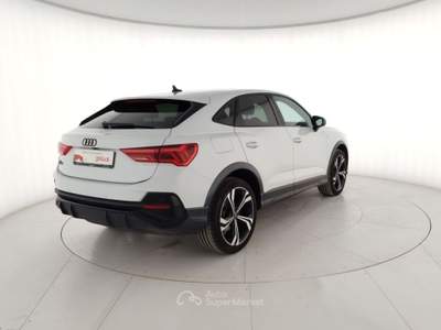 Audi Q3 35 TFSI S tronic Identity Black Bianco usata Massa