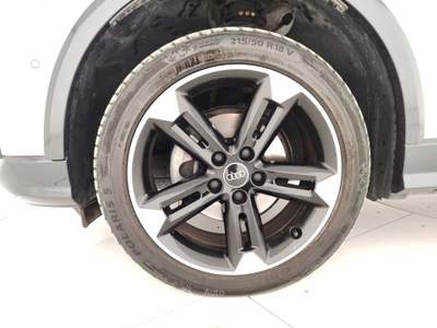 Audi Q2 2.0 30 TDI ADMIRED ADVANCED S TRONIC Bianco usata Massa