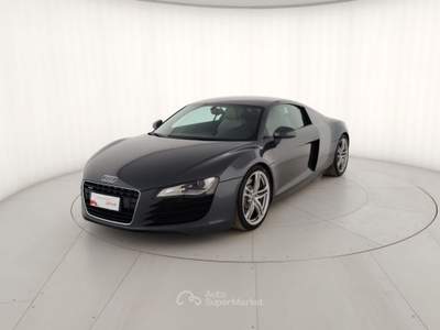Audi R8 R8 Coupe 4.2 V8 quattro r-tronic Grigio usata Massa