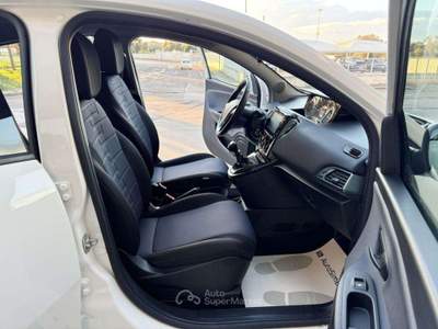 Lancia Ypsilon 1.0 FireFly 5 porte S&S Hybrid Gold 5 posti. Bianco usata Carovigno