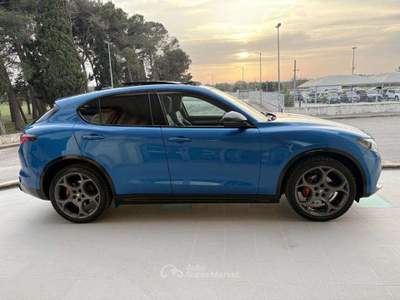 Alfa Romeo Stelvio 2.0 Turbo 280 CV AT8 Q4 Veloce TETTO Blu/Azzurro usata Carovigno