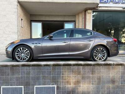 Maserati Ghibli 330 CV 2.0 MHEV GT HYBRID. Grigio usata Carovigno