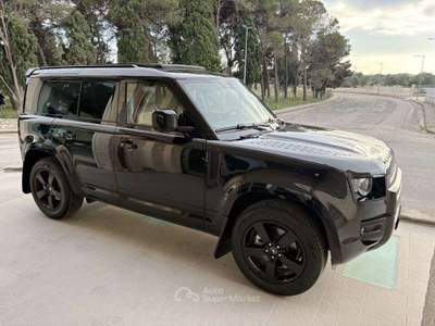 Land Rover Defender 110 3.0D I6 250 CV AWD Auto X-Dynamic HSE Nero usata Carovigno