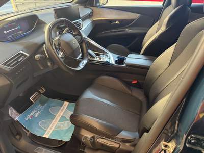 Peugeot 3008 Hybrid 225 e-EAT8 GT Blu/Azzurro usata Torino