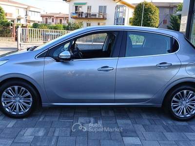Peugeot 208 208 I 2015 5p 1.2 puretech Allure s Argento usata Pescantina