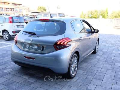 Peugeot 208 208 I 2015 5p 1.2 puretech Allure s Argento usata Pescantina