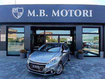 Peugeot 208 208 I 2015 5p 1.2 puretech Allure s Argento usata Pescantina