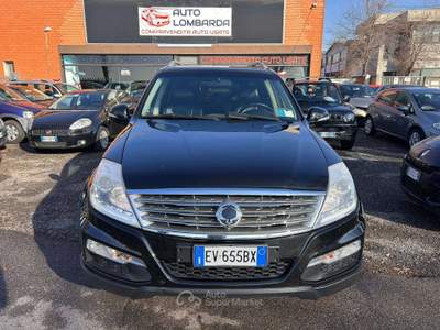 SsangYong Rexton Rexton 4x4 2.0 xdi 4wd 7p.t Euro 5 *4x4* Nero usata Inzago